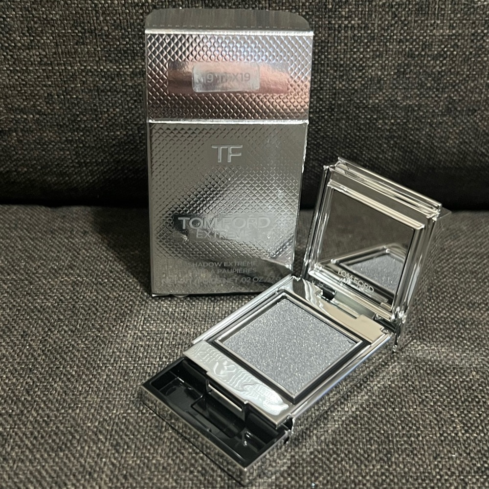 🎉Rare🎉19 TFX19 - Tom Ford Extreme Shadow